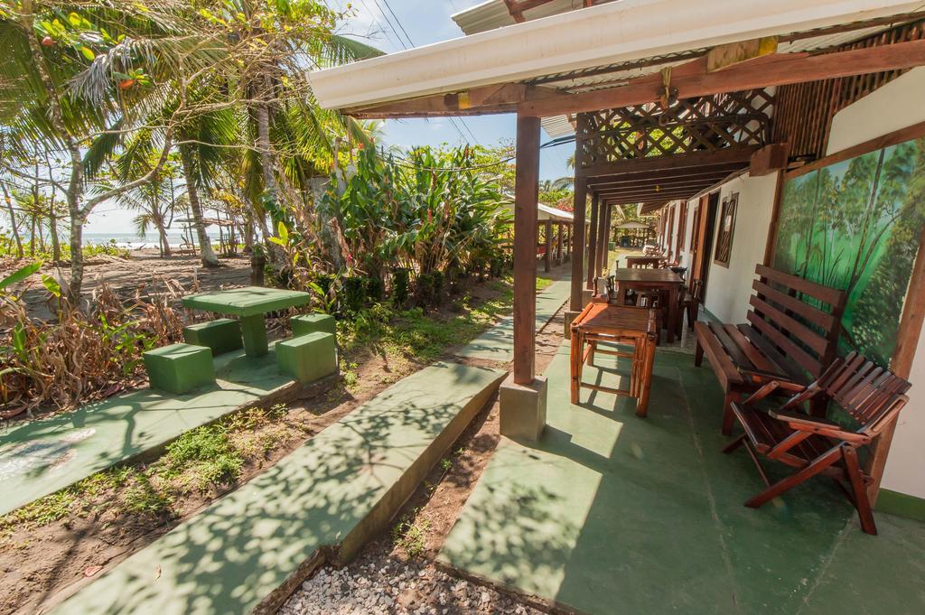 Cabinas Balcon Del Mar Tortuguero Exterior foto